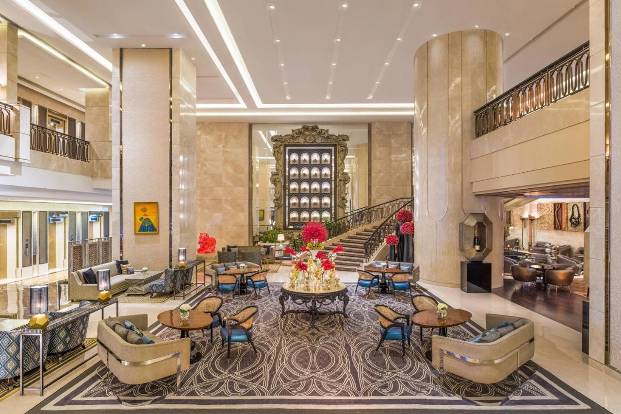 Hotel The St. Regis Bombaj Exteriér fotografie The lobby of the hotel