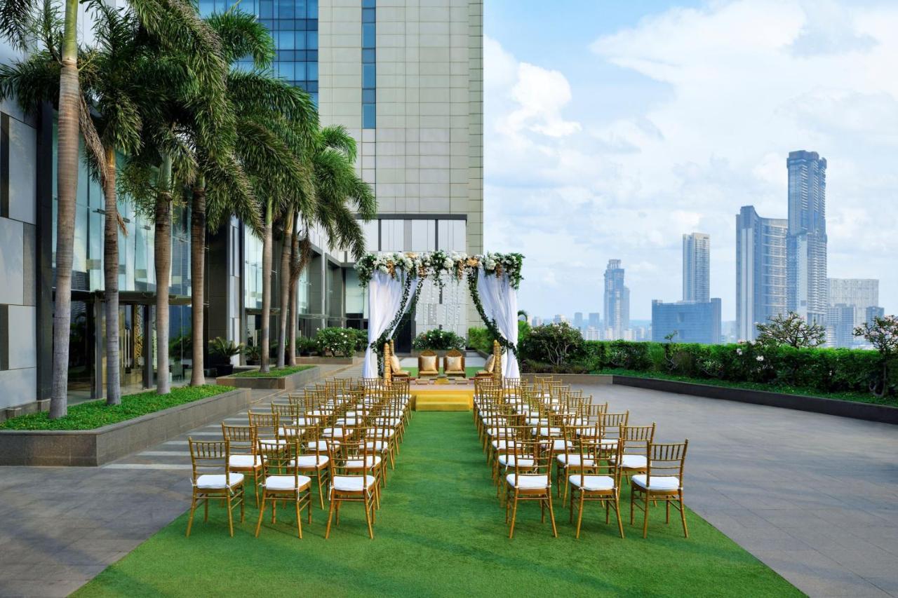 Hotel The St. Regis Bombaj Exteriér fotografie The Westin Mumbai International